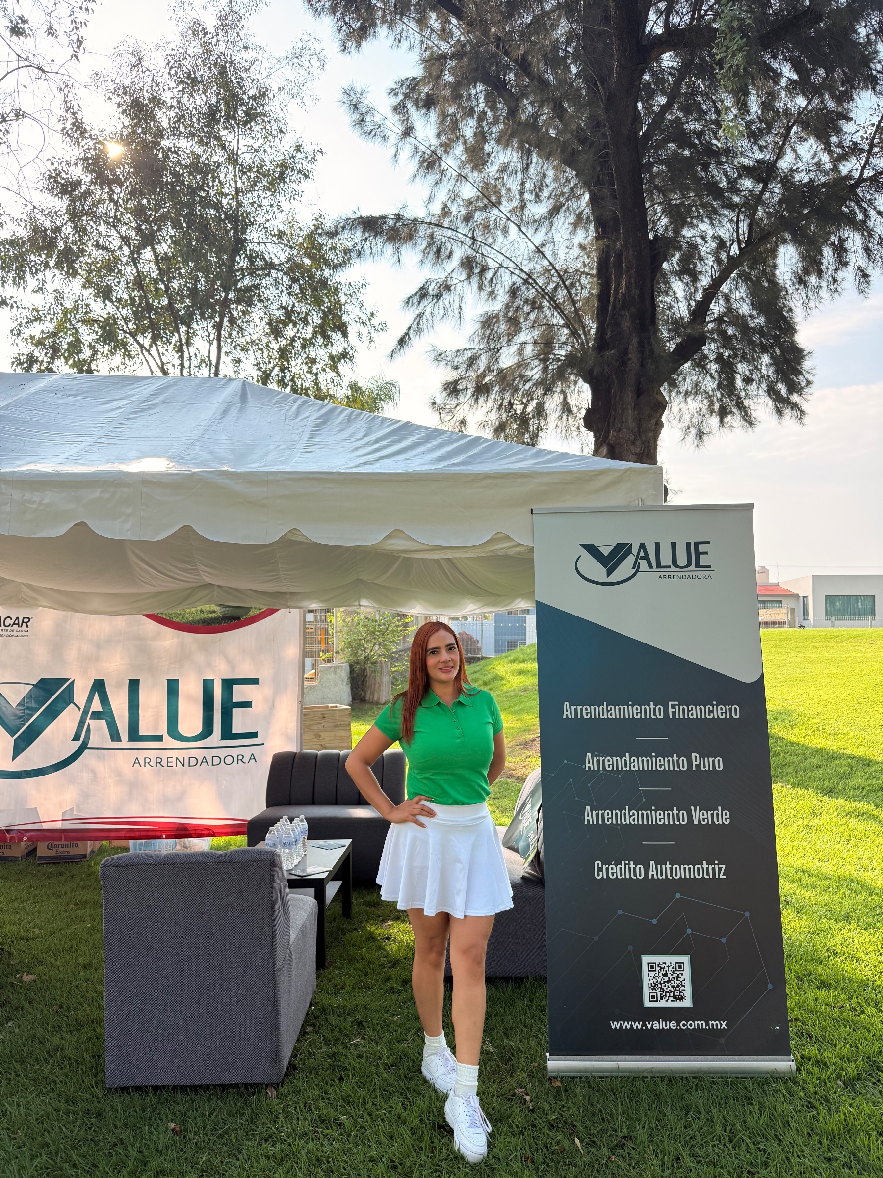 Fabiola Ledezma · Edecán AAA en Guadalajara
