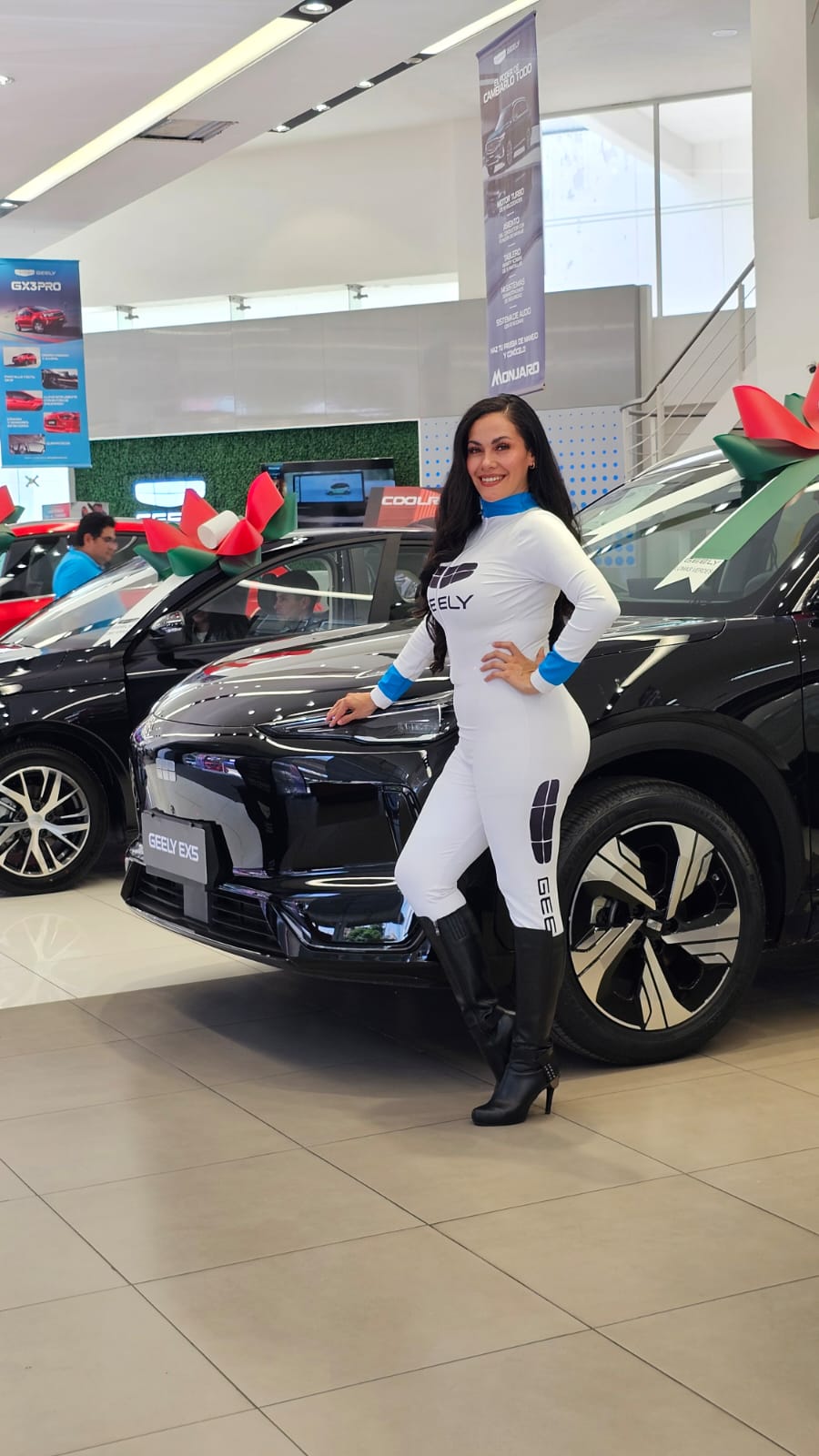Paulina Portillo · Edecán AAA