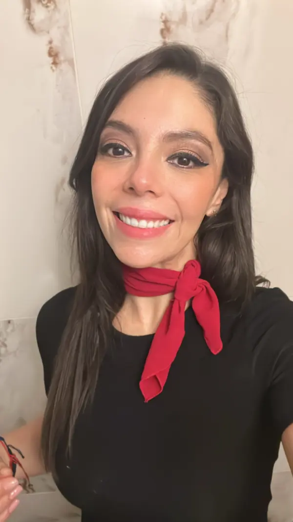 Lupita Vázquez · Edecán AAA en Ciudad de México