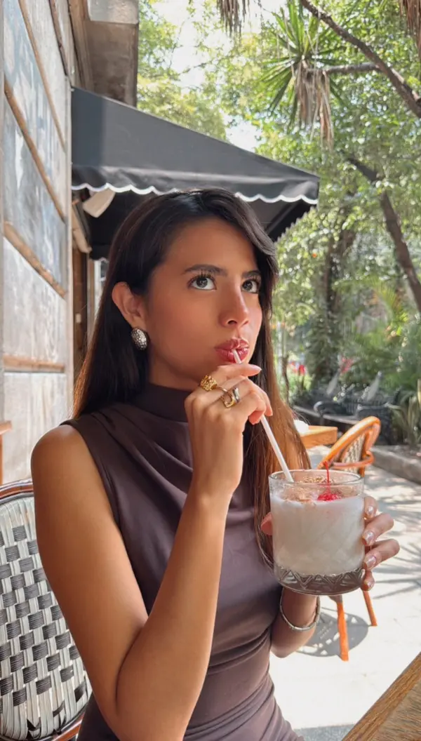 Annie · Edecán AA en Ciudad de México
