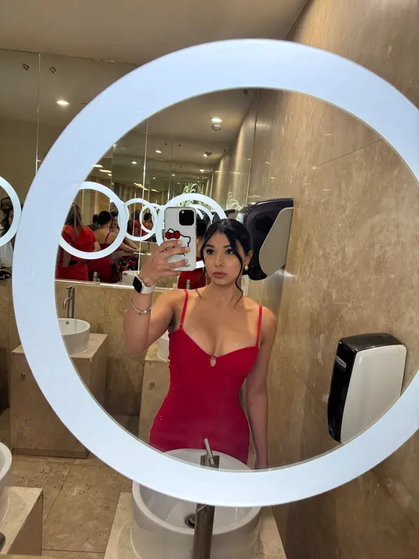 Astrid · Edecán AAA en Querétaro