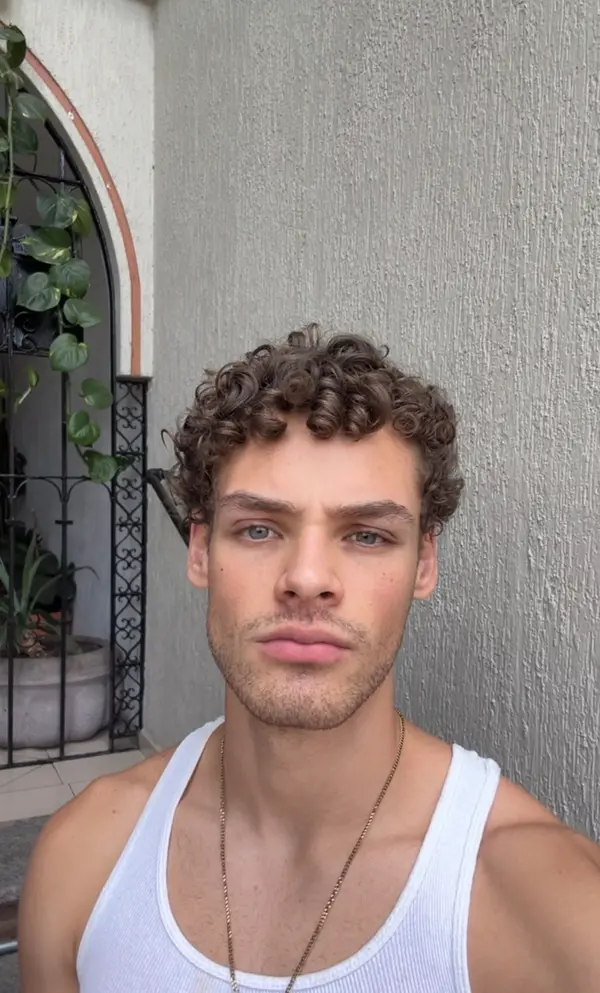 Piero Ugarte Guzman · Modelo en Guadalajara