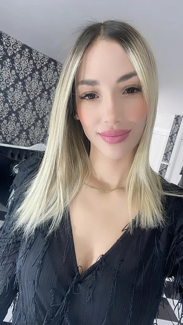 Mariana Corvera · Edecán AAA en Guadalajara